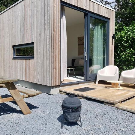 Villa Modern Tiny House Op Rustig Watersportpark Elahuizen Exterior foto